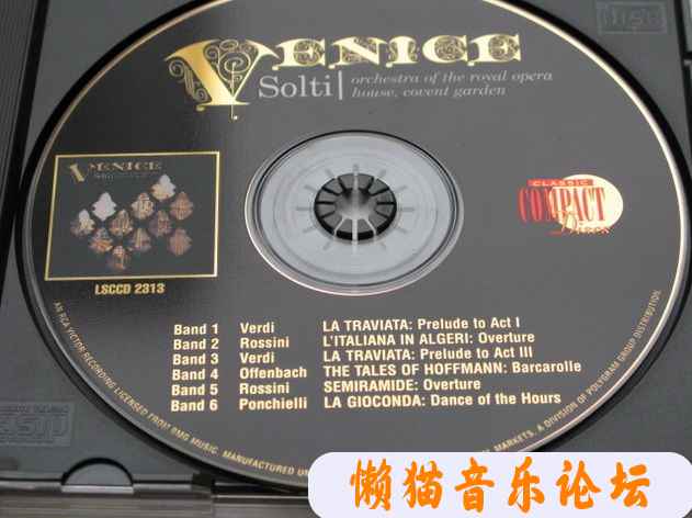 xs3exsg1vcb.jpg